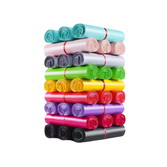 Por que as sacolas de correio são importantes no setor de entrega expressa?